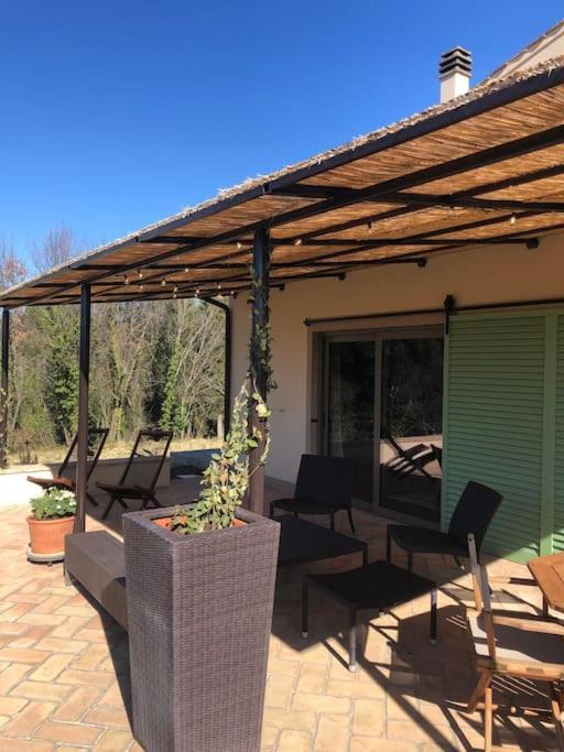 Bed and Breakfast Casa Loumavi Selvatelle Zewnętrze zdjęcie